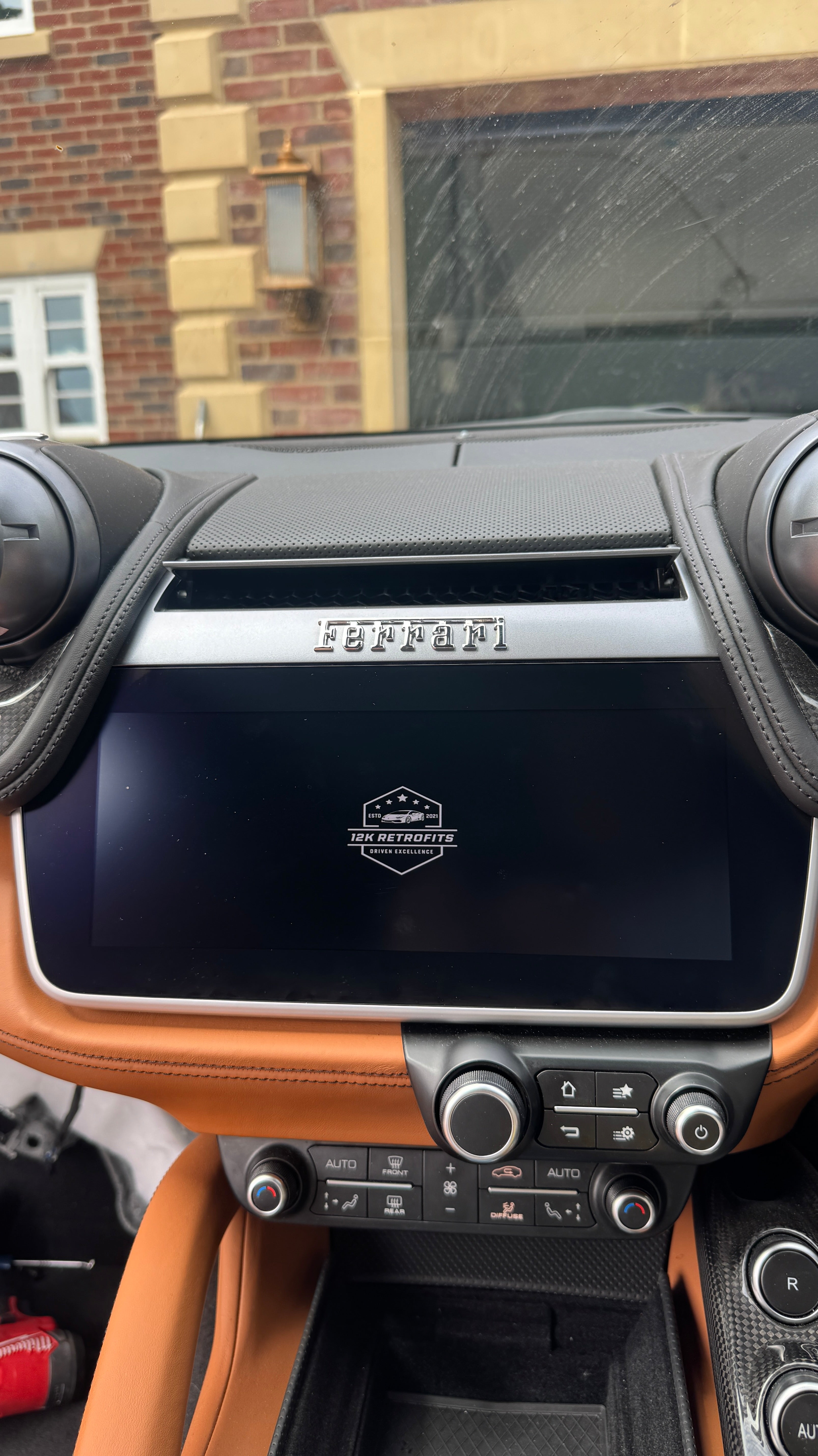 Ferrari Apple CarPlay Retrofit | 458 488 F8 812 – 12K Retrofits